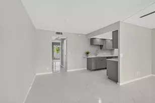 1055 Ainslie D Dr, Boca Raton, FL 33434 - Photo 8