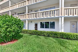 1055 Ainslie D Dr, Boca Raton, FL 33434 - Photo 4