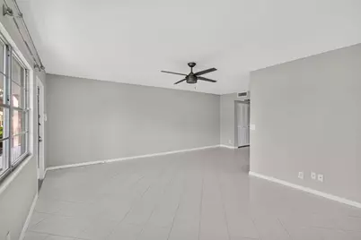 1055 Ainslie D Drive, Boca Raton, FL 33434 - Photo 14