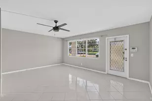 1055 Ainslie D Dr, Boca Raton, FL 33434 - Photo 14