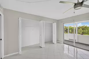 1055 Ainslie D Dr, Boca Raton, FL 33434 - Photo 32