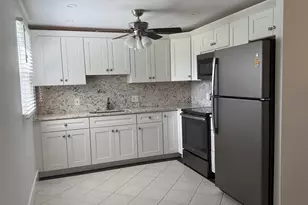 1034 Farnham O, Deerfield Beach, FL 33442 - Photo 2