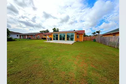 751 NW Tremont Avenue, Port Saint Lucie, FL 34983 - Photo 34