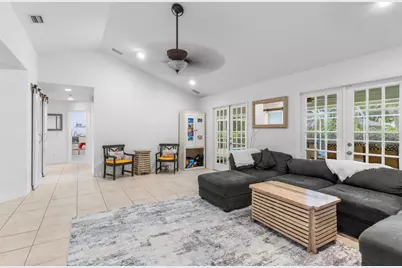 129 38th Court, Vero Beach, FL 32968 - Photo 12
