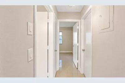 416 Lakeside Drive #129, Margate, FL 33063 - Photo 6