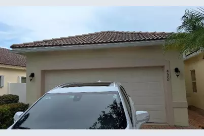 8600 Pine Cay, West Palm Beach, FL 33411 - Photo 4