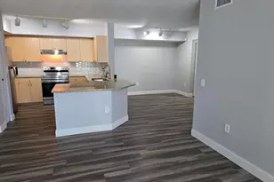 701 Villa Cir, Boynton Beach, FL 33435 - Photo 4