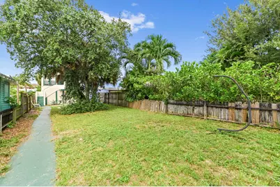 225 N M Street #1, Lake Worth, FL 33460 - Photo 4