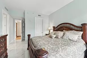 2601 NE 14th Ave, Wilton Manors, FL 33334 - Photo 22