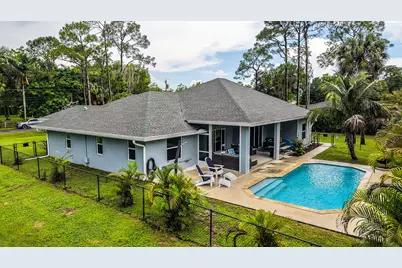 16395 E Hialeah Drive E, The Acreage, FL 33470 - Photo 38