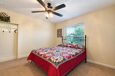 16395 E Hialeah Drive E, The Acreage, FL 33470 - Photo 18