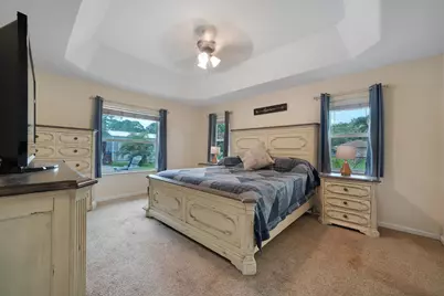 16395 E Hialeah Drive E, The Acreage, FL 33470 - Photo 20