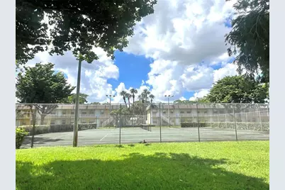 5186 NE 6th Avenue #719, Oakland Park, FL 33334 - Photo 16