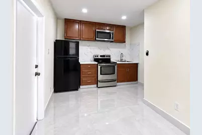 930 NE 52nd Court, Deerfield Beach, FL 33064 - Photo 2
