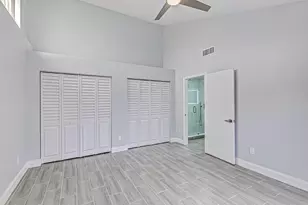 1240 Summit Pl Cir, West Palm Beach, FL 33415 - Photo 8