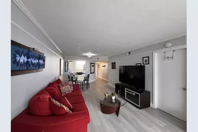 115 Lake Emerald Drive #410, Oakland Park, FL 33309 - Photo 22