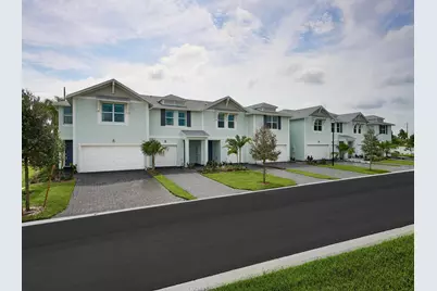 692 Salisbury Circle, Fort Pierce, FL 34982 - Photo 1