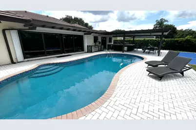 5125 Woodland Lakes Drive, Palm Beach Gardens, FL 33418 - Photo 24