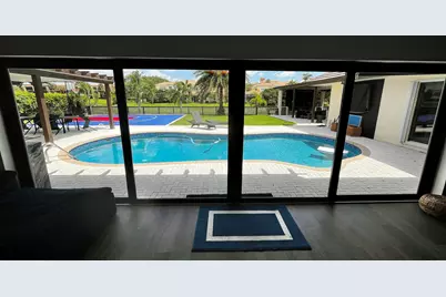 5125 Woodland Lakes Drive, Palm Beach Gardens, FL 33418 - Photo 10