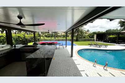 5125 Woodland Lakes Drive, Palm Beach Gardens, FL 33418 - Photo 30