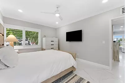 990 Casuarina Road #4, Delray Beach, FL 33483 - Photo 12