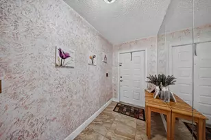 9811 SW 57th St, Cooper City, FL 33328 - Photo 2