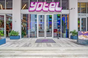 227 NE 2nd St, Miami, FL 33132 - Photo 2