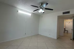 610 NW 13th St, Boca Raton, FL 33486 - Photo 8