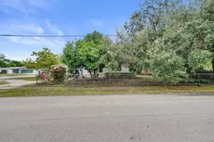 3630 SW 40th St, West Park, FL 33023 - Photo 26
