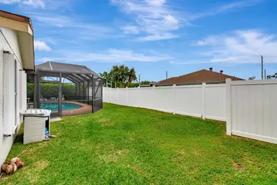 577 SW 24th Avenue, Boynton Beach, FL 33435 - Photo 34