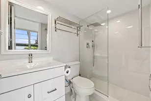3091 N Course Dr, Pompano Beach, FL 33069 - Photo 16