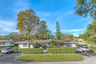 541 NE 43rd St, Boca Raton, FL 33431 - Photo 1