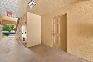 4041 San Marino Blvd, West Palm Beach, FL 33409 - Photo 4