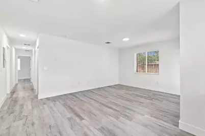 4952 NW 21st Avenue, Miami, FL 33142 - Photo 10