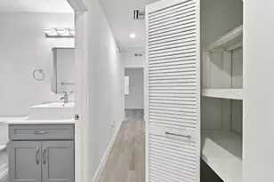 4952 NW 21st Ave, Miami, FL 33142 - Photo 12