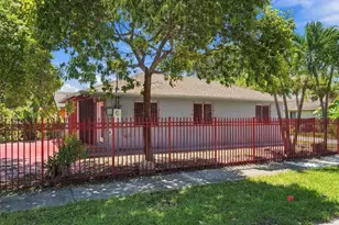 4952 NW 21st Ave, Miami, FL 33142 - Photo 28