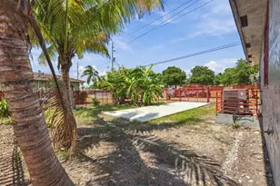 4952 NW 21st Ave, Miami, FL 33142 - Photo 36