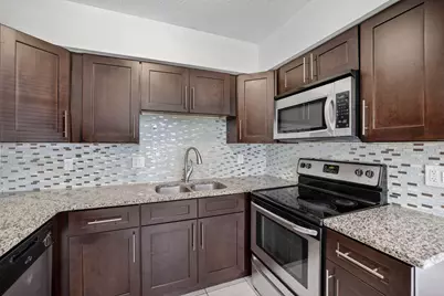 2500 SW 18th Terrace #3, Fort Lauderdale, FL 33315 - Photo 10