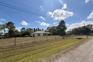 17770 75th Pl N, The Acreage, FL 33470 - Photo 12