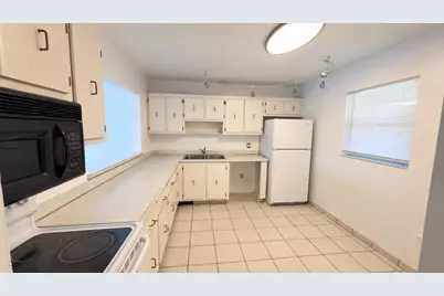 4131 Stirling #305, Dania Beach, FL 33314 - Photo 6