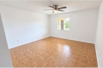 4131 Stirling #305, Dania Beach, FL 33314 - Photo 8