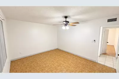 4131 Stirling #305, Dania Beach, FL 33314 - Photo 10