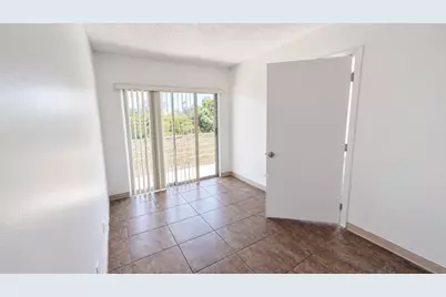 4131 Stirling #305, Dania Beach, FL 33314 - Photo 12