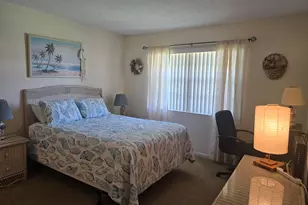 135 Lake Meryl Dr, West Palm Beach, FL 33411 - Photo 12