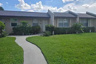 135 Lake Meryl Dr, West Palm Beach, FL 33411 - Photo 1