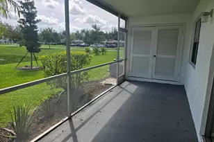 135 Lake Meryl Dr, West Palm Beach, FL 33411 - Photo 4