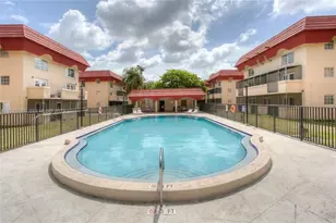 10907 N Kendall Dr, Miami, FL 33176 - Photo 14