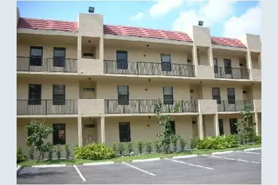 6733 Coral Lake Drive #6733, Margate, FL 33063 - Photo 1