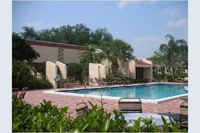 6733 Coral Lake Drive #6733, Margate, FL 33063 - Photo 2