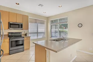 4493 Lake Tahoe Cir, West Palm Beach, FL 33409 - Photo 10